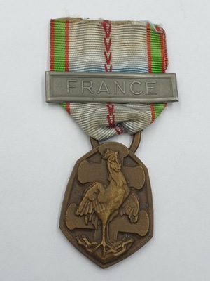 Francja Medal Pamiątkowy Wojny 1939-1945 okucie "France"