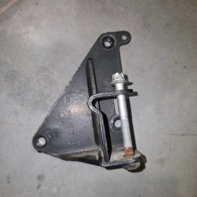 Atego antos кронштейн кронштейн кронштейн труби трубка турбонагнітача om936la фото №1