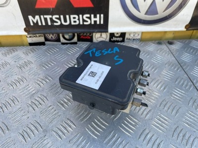 Tesla model s насос abs ideał 2017r. 1037797 фото №1