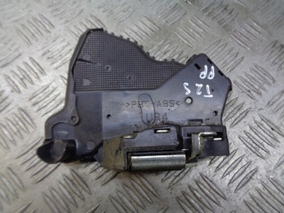 Замок центральний правий перед toyota avensis t25 фото №1