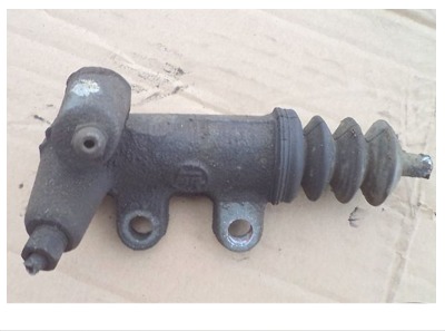 Toyota carina e 1.8 96r - циліндр зчеплення фото №1