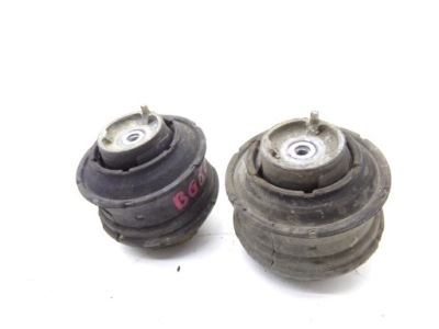 Подушка підвіска двигуна права ліва mercedes slk r171 w171 фото №1