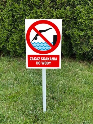 Zakaz skakania do wody - tabliczka na trawnik