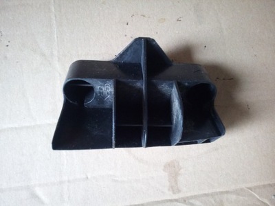 Toyota verso 09-18 напрямна бампера лівий задня фото №1