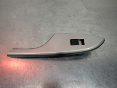 Перемикач підйому вікон лівий задня toyota corolla e15 фото №1