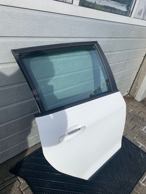 Peugeot 2008 i дверь правый задняя ewp ewpb фото №1