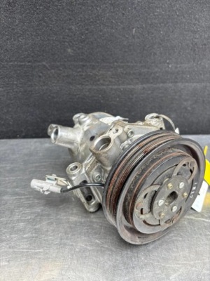 Компрессор кондиционера mitsubishi space star vi 92600g740b фото №1