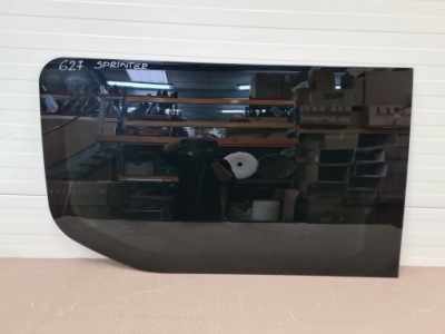 Скло ліва кузовна середня mercedes-benz sprinter vw crafter фото №1