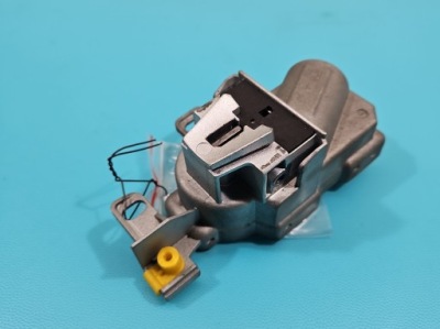 Блокировка руля volvo s40 ii v50 30776153 фото №1