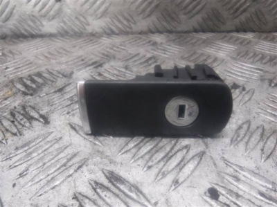 Ручка бардачка europa audi a4 b6 1.8t orginał фото №1