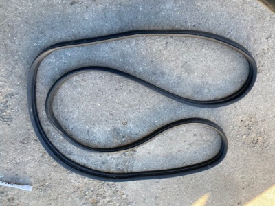 Прокладка крышки багажника ford mondeo mk4 kombi фото №1