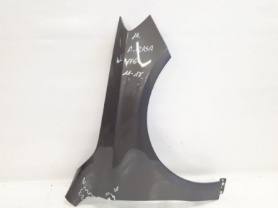 Mercedes a-176 2011 крило правий перед фото №1