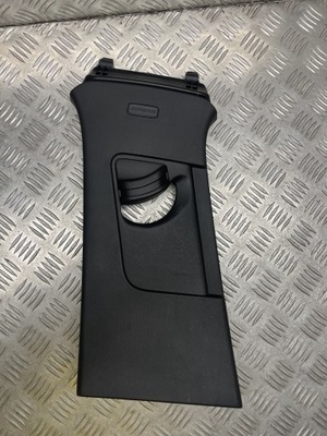 Audi q3 обшивка защита корпус стойка 83f867243 фото №1