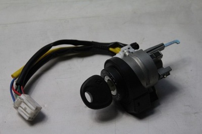 Замок hyundai tucson i 04- 81920-2ea60 фото №1