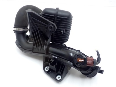 Резонатор труба повітрозабірник повітря корпус audi a4 b8 a5 8t 2.0 tfsi 08r фото №1