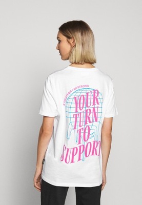 YOUR TURN T-SHIRT LUŹNY BIAŁY M/L