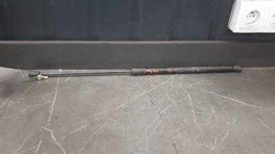 13182537 привод крышки opel corsa d 3d фото №1