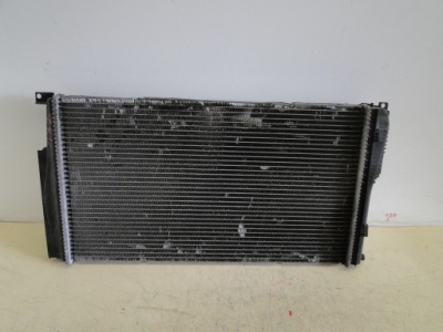 Bmw 1 f20 дизель радіатор води 7600511 фото №1