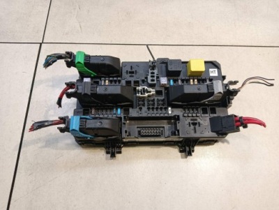 Коробка предохранителей opel astra h 1.7 13222173 фото №1