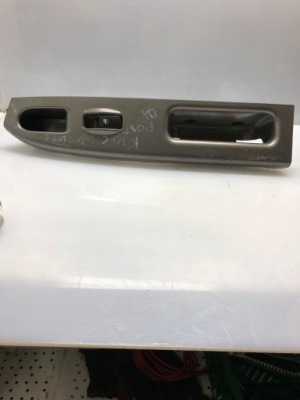 Панель перемикач вікон kia carnival фото №1