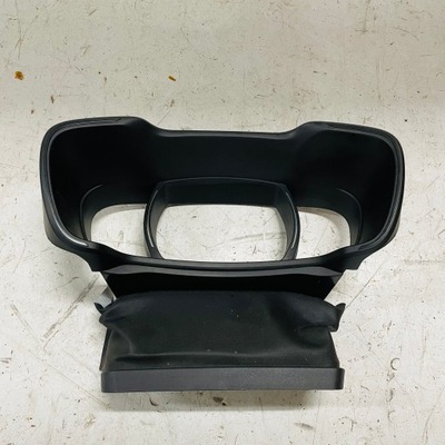 Рамка спидометра renault kadjar 682500431r фото №1