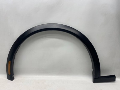 Ford mustang mach-e молдинг крыла левая перед lj8b-r16d239-bew фото №1