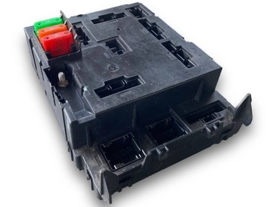 Smart fortwo w451 коробка запобіжників модуль sam 4515401550 фото №1