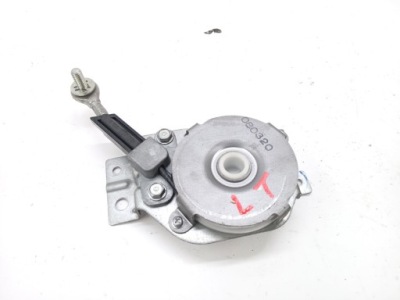 Петля кришки багажника peugeot 4007. фото №1