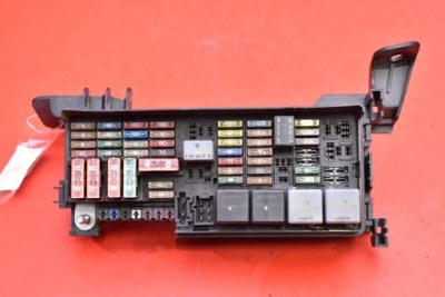 Коробка предохранителей a1645451740 mercedes ml w164 3.0 cdi 224 km 05-08 фото №1