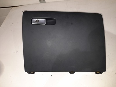 Audi q3 8u бардачок пассажира фото №1