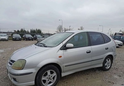 Nissan Almera Tino