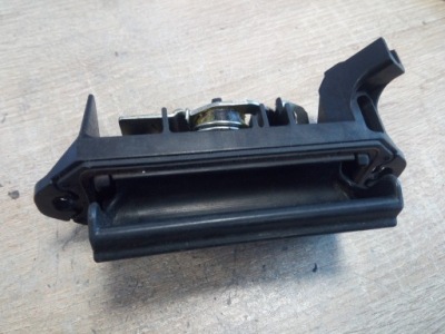 Ручка кришки toyota corolla verso i '02-04 oryg. фото №1