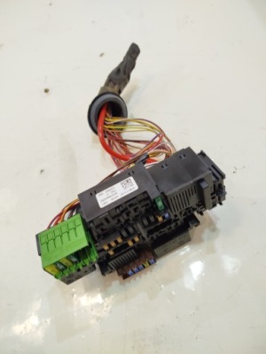 Коробка запобіжників mercedes w205 a2229063202 фото №1