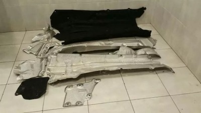 Mercedes gt c190 gt r amg undertray a1976820011 молдинг підлогова фото №1