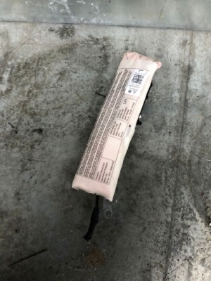 Подушка сиденье левая cayenne 7p 7p0880241 фото №1