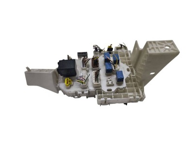 2012 suzuki sx4 рамка / модуль запобіжників 3677055l41 фото №1