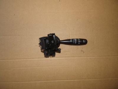 Переключатель рычаг дворник yaris i фото №1