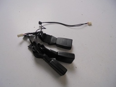 Замки ремней задняя citroen c4 cactus przed lift 2014 rok фото №1