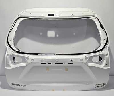 Крышка багажника багажника задняя toyota yaris cross 22- фото №1