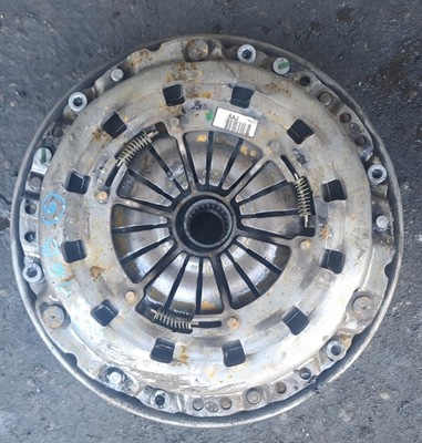 Bmw 1 e87 1.6 зчеплення диск притиск фото №1