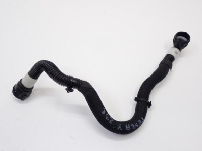 Патрубок шланг трубка води 1077594-00-e tesla model y 3d3 3d7 23r фото №1