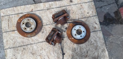 Суппорт jeep cherokee liberty 2010 kk фото №1