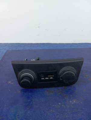 Hyundai i30 роз'єм usb прикурювача 846212r000 фото №1