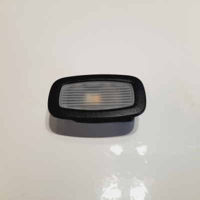 Mercedes c-klasa w205 лампа стельовий a0009063105 фото №1