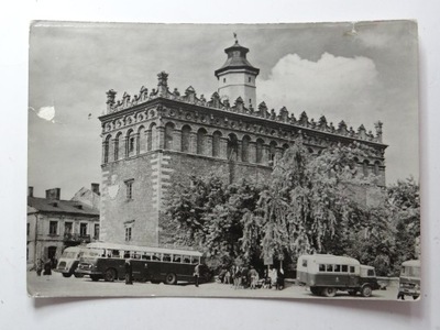 SANDOMIERZ Ratusz autobusy