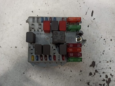 Alfa romeo 147 коробка запобіжників 46558759 фото №1