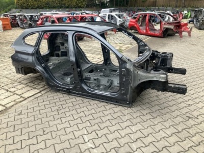 Порог правый  długo обрезанный bmw x1 f48 лак b39 фото №1