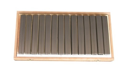 ZESTAW PŁYTEK USTALAJĄCYCH L100