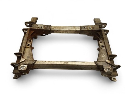 Maserati levante 2017 рама допоміжна передня фото №1