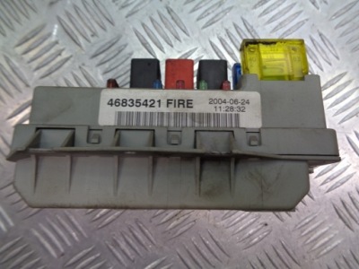 Коробка предохранителей fiat punto ii 1.2 46835421 фото №1